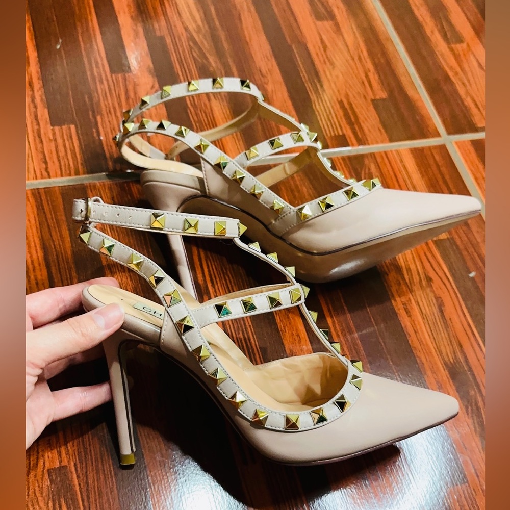 Chris-T heels. 100% NEW. Pastel pink color